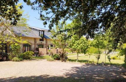 Domaine des Cerisiers - Piste cyclable reliant Honfleur - Parking privé & grand jardin - Foto 11