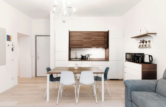 Pleasant Family Apt next to Lake Como - Photo 9