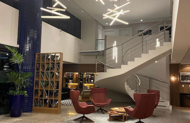 Completo em Hotel Localização Perfeita - Photo 2