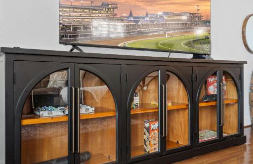 Urban Bourbon Escape - Downtown Louisville Getaway - Foto 55