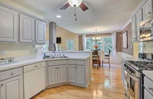 Peaceful Dallas Home with Deck and Charcoal Grill - Foto 10