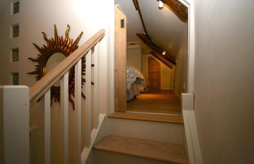 Putsborough Manor 3 Self Catering Cottages with Beach a short walk, dog friendly all year, On site Tennis, Play Area, Paddock, Spa baths, BBQ, Private Gardens, Superfast WIFI - Photo 39