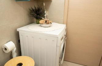 Maria's Airport Apartment, 4' metro, 10' airport, 15' beach, 40' city center - Foto 27