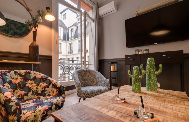 The Royal Elysée Suite - Photo 35