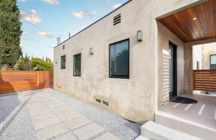 City Living by Avantstay Large Outdoor Area - Photo 65