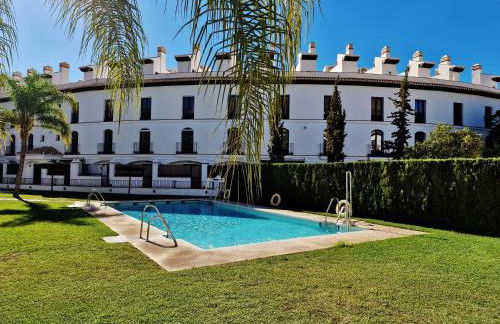 Velez Nazari - Foto 1