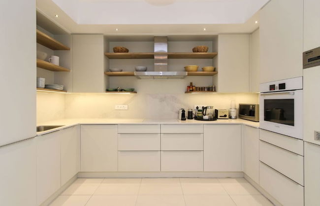 Canal View Two Bedroom Luxury Apartment - 507 - Foto 3