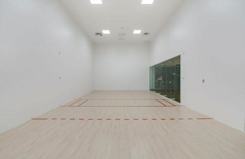 Sleek Escape-Resort-Style Stay with Pool Spa & more - Foto 36