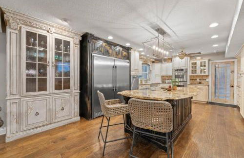 Sleeps 28, Events, Salt Pool/Spa, Outdoor Kitchen - Foto 34