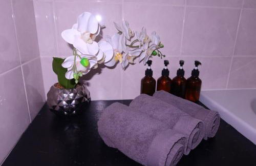 Pontypool Haven Retreat - 3Bedroom Flat - Photo 42