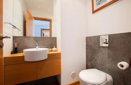 River View Luxury Apartment - Photo 6