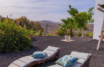 Casa Amaya - Spacious House with Pool, Large Garden, BBQ, 2 Terraces, and Ideal Location - Foto 19