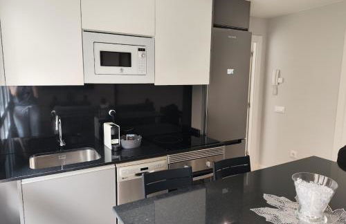 Moderno, luminoso y exterior en calle peatonal - Foto 16