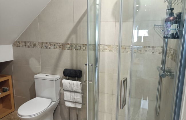 Romantic Chalet- Hot Tub- Games Room-stream-views - Foto 9