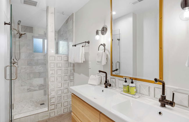 Stone Lagoon by Avantstay Steps to the Beach + Backyard Oasis! - Foto 25