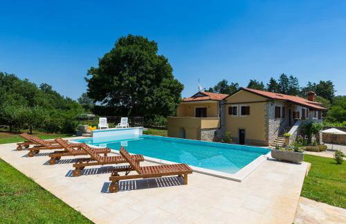 Villa Sany - Photo 1
