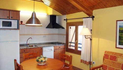 Apartamentos Turismo Rural Casa Santorroman - Foto 2
