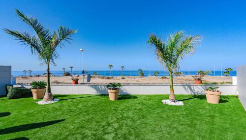 Villa Elisabetta, Luxury Villa with Heated Pool Ocean View in Adeje, Tenerife - Foto 5, Garden, Garden view