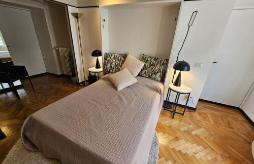 Exclusive top floor 2-bedroom flat - Photo 15