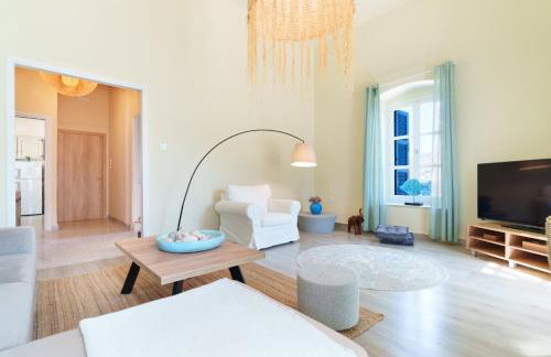 ARTEMIS SUITE - Photo 74