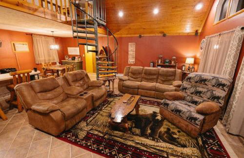 Cozy Cabin By the Slopes - Foto 35