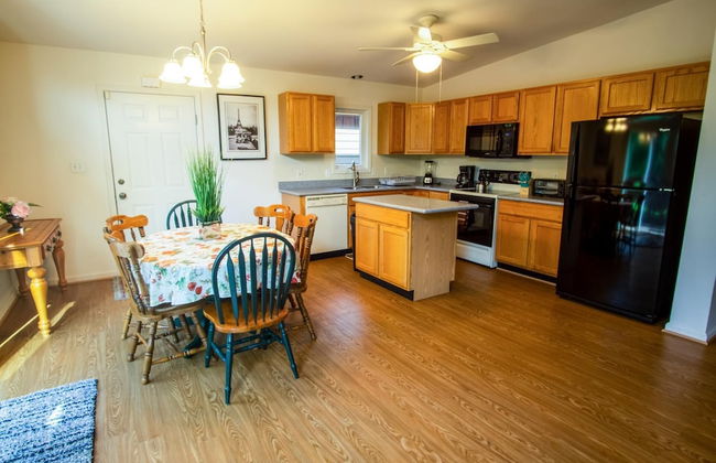 Cacapon Connected - Workplace Retreat - Foto 14