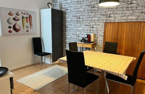 Casa Luna 6 min Hbf , Erdgeschosswohnung ,Altbau - Photo 14