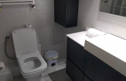 Beachfront Apartment with Sea Views & Private Parking - Foto 7