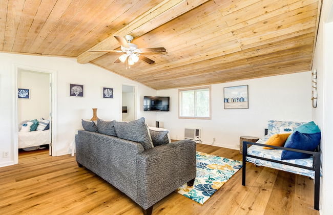 Cute Beach Bungalow Walk to the Beach - Foto 20