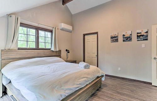 Updated Stroudsburg Home with Spacious Deck! - Foto 18