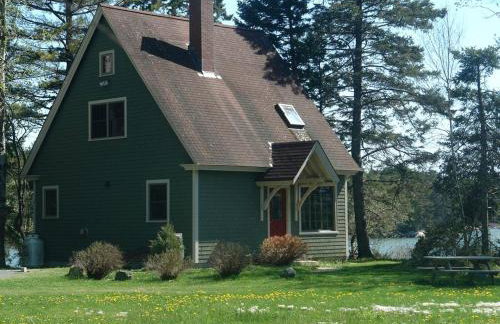 Coastal Vacation Rental with Fireplace near the Acadia National Park in Maine - Foto 1