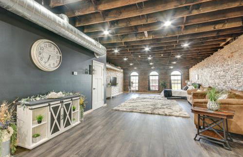 Jacuzzi Tub and Full Kitchen Dowtown Hannibal Loft - Foto 11