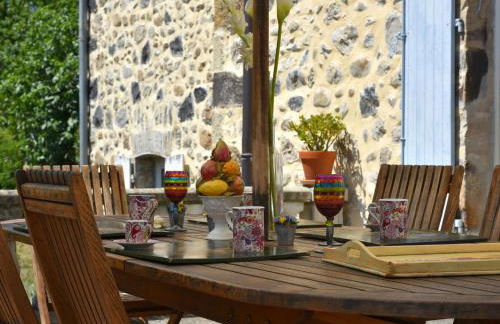 Holiday Home in Ardèche near Château Ventadour - Foto 4