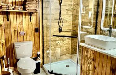 Tranquil Riverfront Cabin Retreat with Wildlife, Trails & Open Skies in Tahlequah, Oklahoma - Foto 47