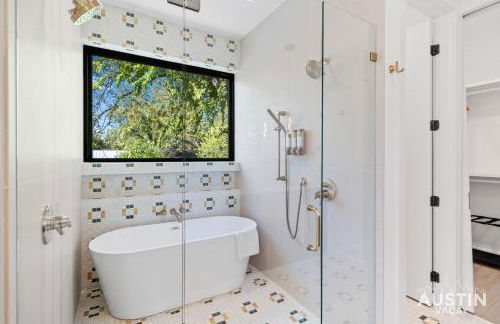 East ATX 4BR 3.5BA Getaway Near Lady Bird and Chavez Cocktails by Austin Vacay - Foto 36