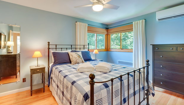 Lakefront Brewster Vacation Rental w/ Private Dock - Foto 5, Interior