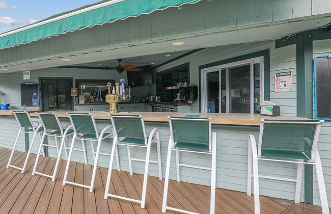 Valley Escape - Photo 39