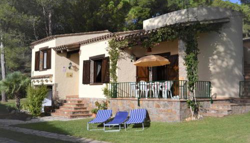 Casa con Gran Jardín Privado y Piscina Comunitaria en Torroella de Montgrí - ES-323-44 - Foto 2