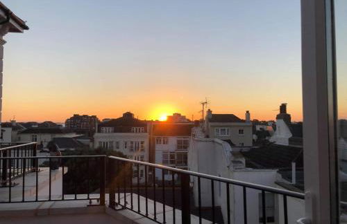 Glorious Duplex Holiday Apartment By The Sea - Photo 24