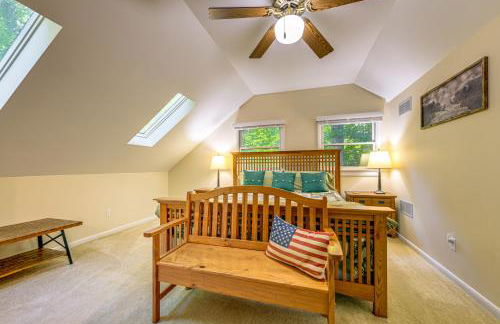 Hot Tub and Fire Pit Cozy Cabin in Maggie Valley - Foto 16