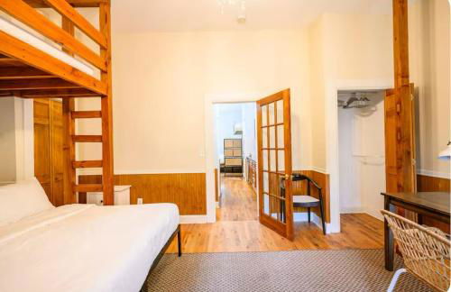 Yard, Laundry, Large! Bonus Sleep Area - Foto 9