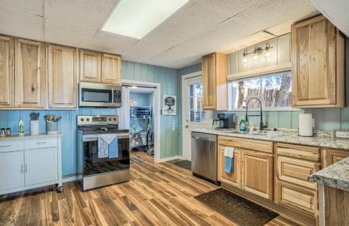 Wild Donkeys-3blocks to Casino-Mtn Views-Dogs OK - Foto 8