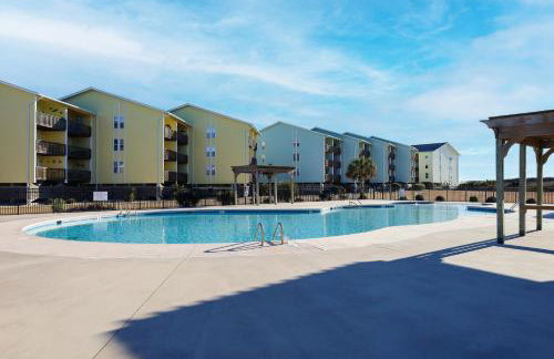 Carolina Waves - Oceanfront Relaxation and Poolside Fun in Surf City! - Foto 40