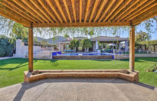 Lavish Paradise Valley Home with Sports Court and Pool - Foto 40