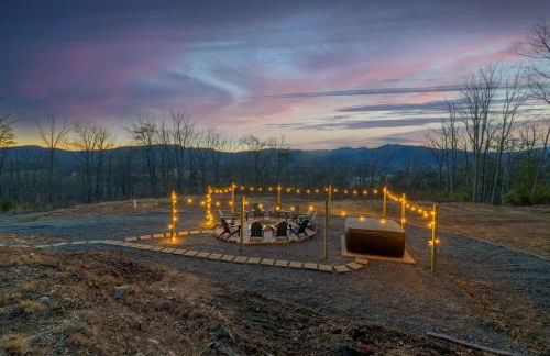 Ridgetop Hideaway 12-Guest Oasis with Hot Tub & Epic Views Near Winery Tours & Trails - Pets are allowed by request - Foto 2