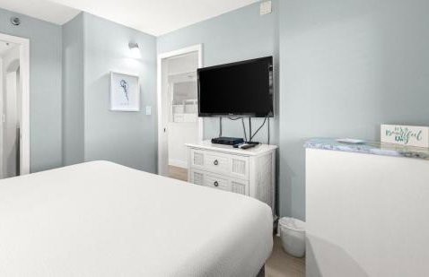 SunDestin Resort Unit 0403 - Photo 4
