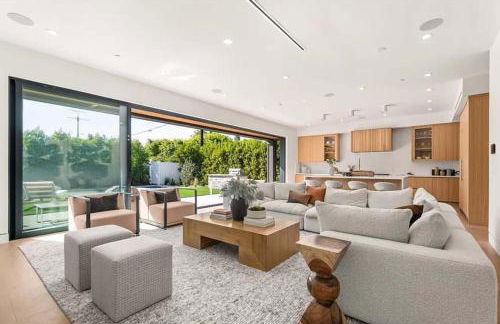 Stunning 5BR in Studio City W. Pool, and Jacuzzi - Foto 3