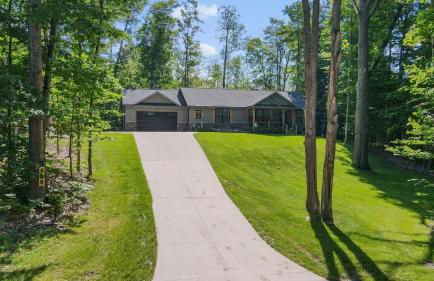 Lazy Bear Inn - Foto 8