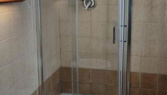 Modern 1st floor apartment with balcony - Casa Berto - Foto 4, Shower