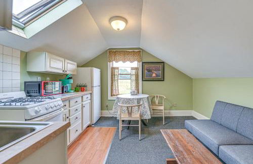 Quaint and Charming Cherry Valley Escape! - Photo 10